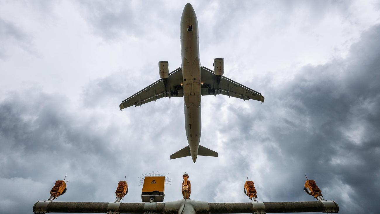 Flugsicherheit: Tausende Airbus-Flugzeuge müssen nach Zwischenfall überprüft werden