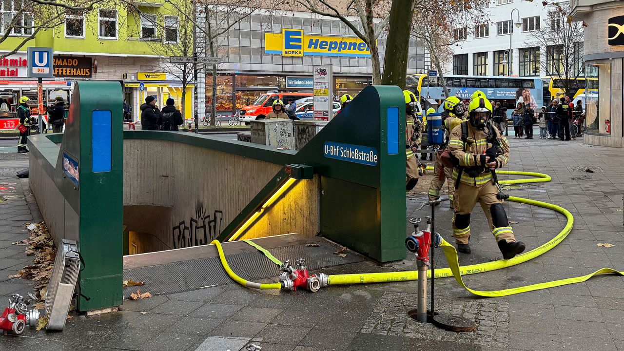 U9 nach Brand weiter zwischen Rathaus Steglitz und Bundesplatz unterbrochen