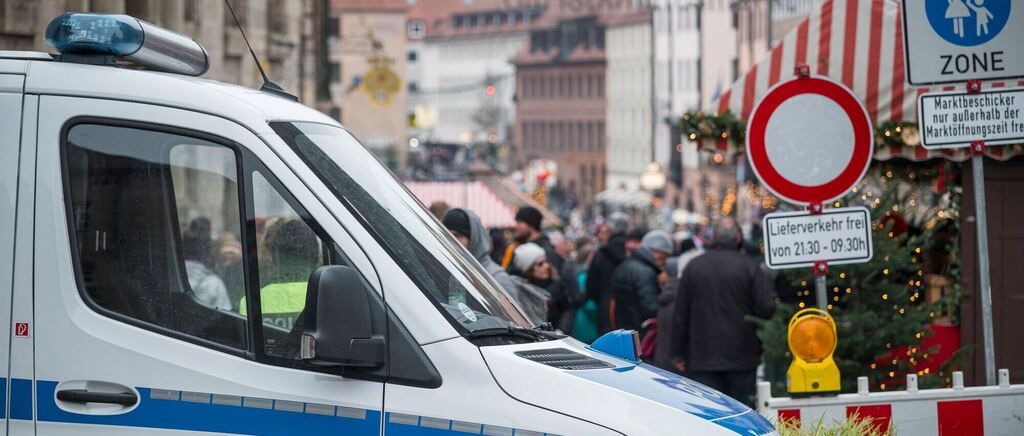 Poller und Polizeipräsenz – Sicherheit auf Weihnachtsmärkten