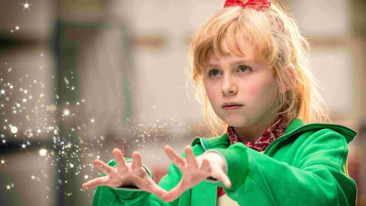 Jedes Kind weiß, welchen Zauberspruch Bibi Blocksberg (NALA) in diesem Moment gerade ausspricht…