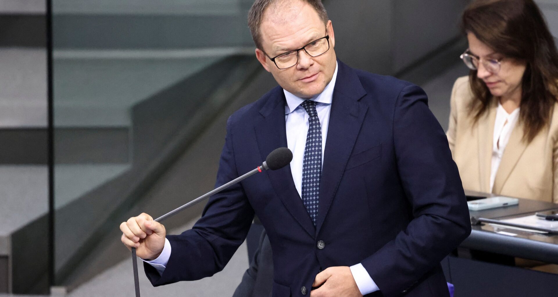 Umweltminister Schneider erwartet Konflikt mit USA wegen EU-Klimazoll