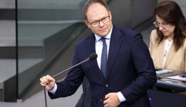 Umweltminister Schneider erwartet Konflikt mit USA wegen EU-Klimazoll