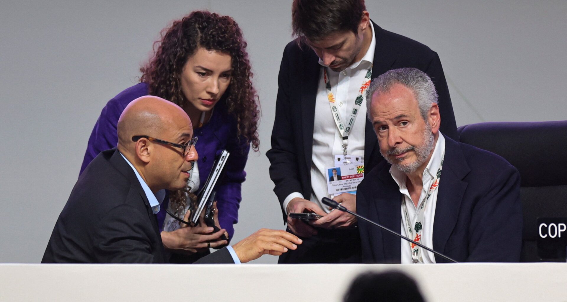 COP30-Abkommen enthüllt fragile Klimaeinheit, während sich die USA zurückziehen