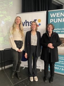 Dozentinnen( v.l.n.r.) Cara Luisa Wicher, Silke Pal, Hülya Brans-Thomas