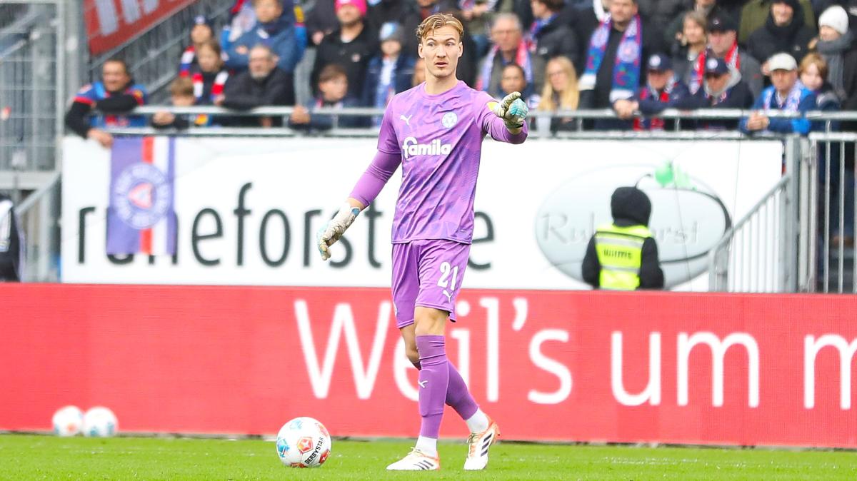 Holstein Kiel siegt gegen Düsseldorf: Krumrey und Davidsen stark