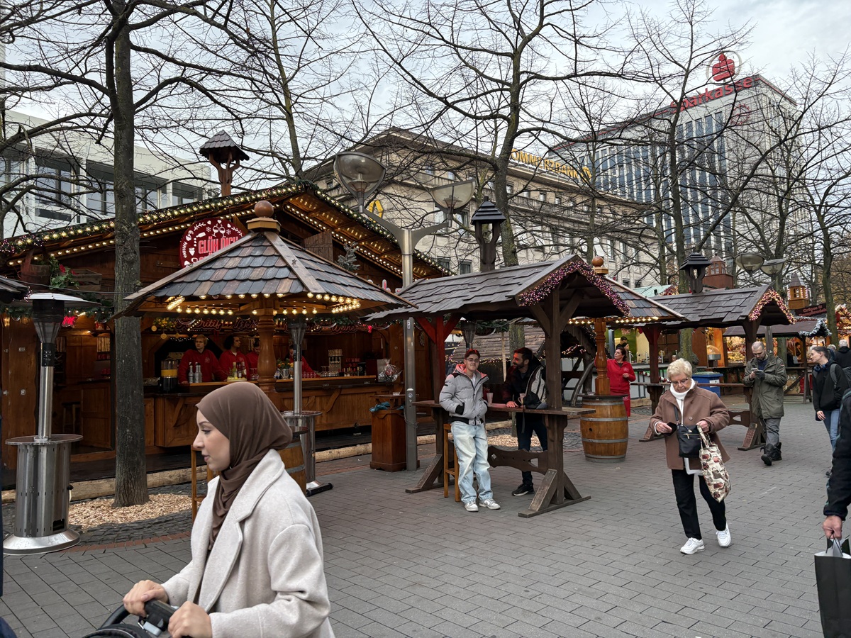 Duisburger Weihnachtsmarkt: Sie waren an jeder Ecke - ganze 12 Mal!