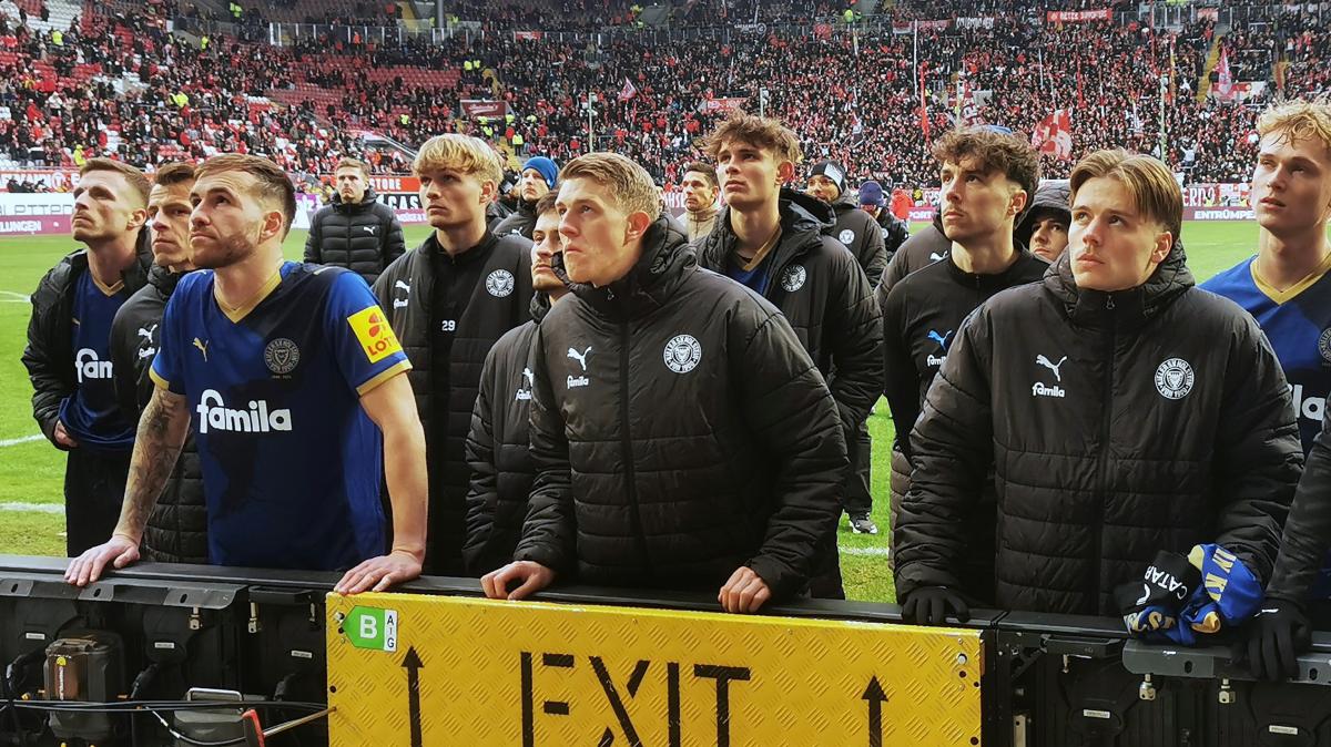 Nach Pleite von Holstein Kiel: Deutliche Kritik von Bernhardsson