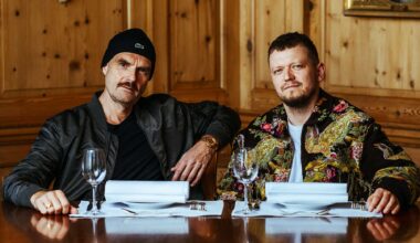 Martin Eyerer (links) und Nikita Fahrenholz sprechen jede Woche im Gründerszene-Podcast Royal GS über Themen aus der Startup-Welt.