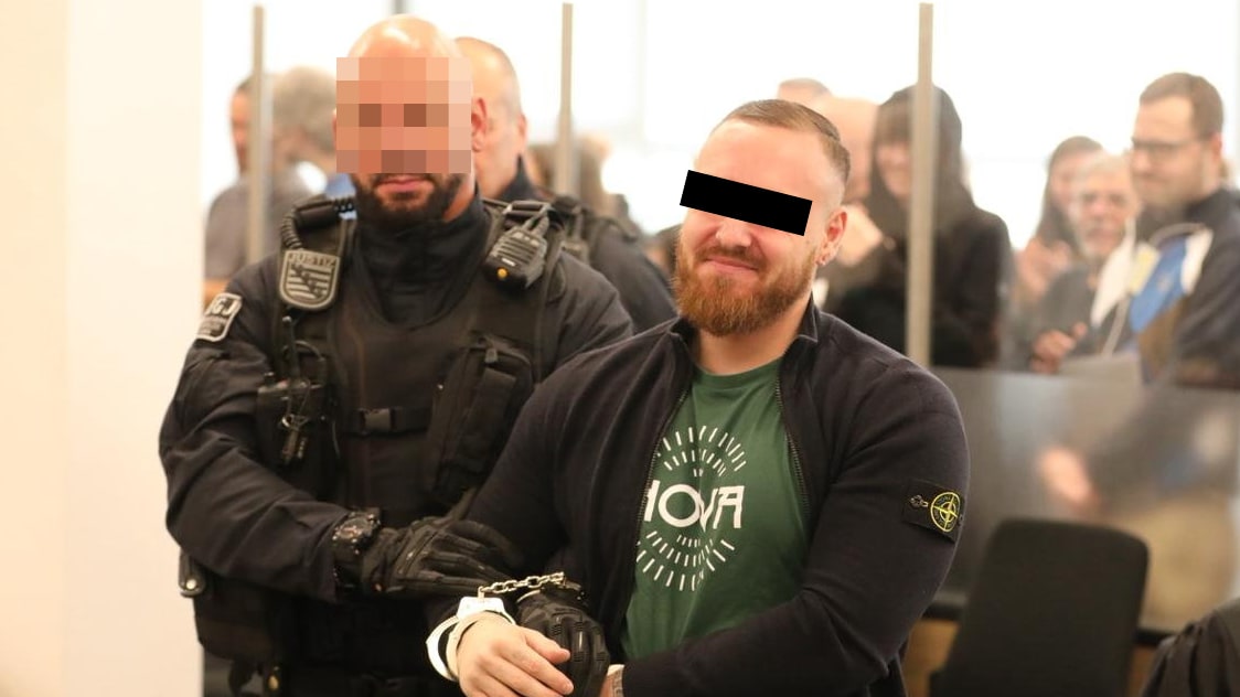 Prozessbeginn in Dresden: „Hammerbande“-Anführer vor Gericht | Regional