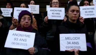 Demonstrantinnen und Demonstranten in Bordeaux