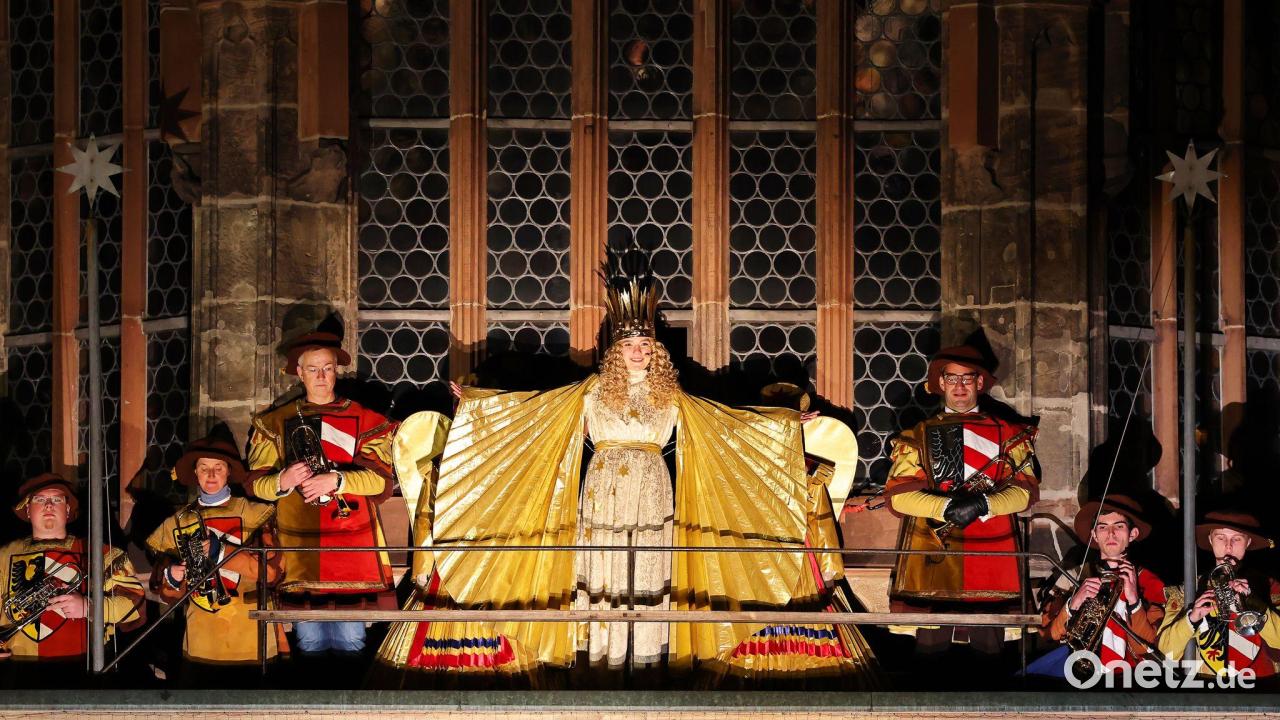 Wie das Kostüm des Nürnberger Christkinds entsteht