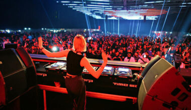 Bei der Mannheimer Time Warp überstrahlt die neue LED-Technik fast die Musik