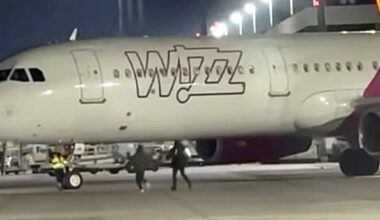 Sicherheits-Eklat am Flughafen Köln/Bonn: Passagiere stürmen Rollfeld | Regional