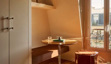 Wohnen auf 17 Quadratmetern – diese Mini-Wohnung über den Dächern von Paris zeigt, wie es charmant gelingt!