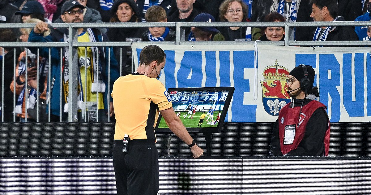 Arminia Bielefeld sauer auf den Schiri: „Ich muss mich zusammenreißen“ | DSC Arminia Bielefeld