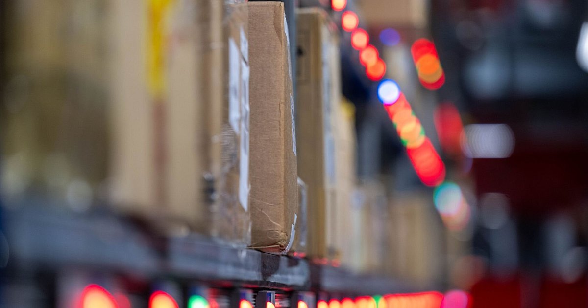 Frankreich geht gegen Shein vor – wie reagiert Deutschland? | Wirtschaft Überblick