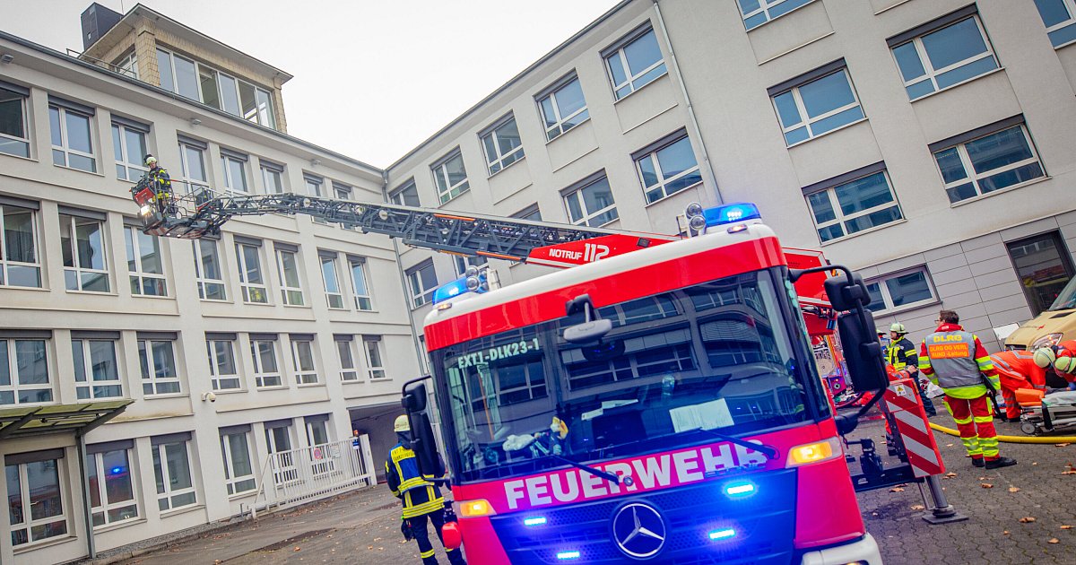 Feuerwehr-Großübung in Bielefeld beendet: 250 Einsatzkräfte auf Heimfahrt