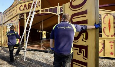 Bielefelder Spiegelzelt steht – und ist bereit für mehr als 40 Shows