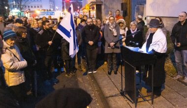 Bielefelds Oberbürgermeisterin Christiana Bauer wirbt beim Gedenken für Zivilcourage