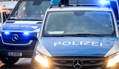 Unfall auf der A2 bei Bielefeld: Personen verletzt, Stau im Berufsverkehr