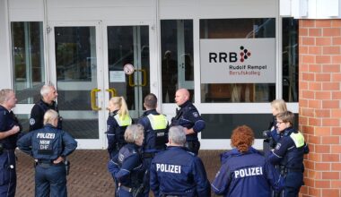 Amokdrohung in Bielefeld: Großer Polizeieinsatz an Rudolf-Rempel-Berufskolleg