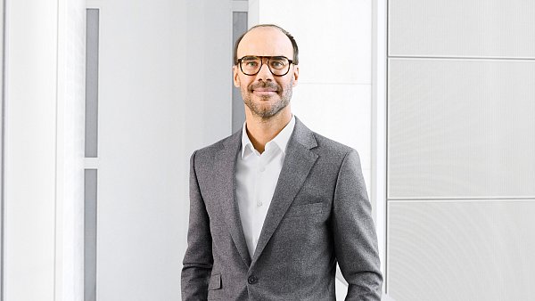 Der Aufsichtsrat hat Clément Schwebig (48) als designierten CEO der RTL Group mit Wirkung zum 1. Mai 2026 in den Vorstand von Bertelsmann berufen. - © Bertelsmann