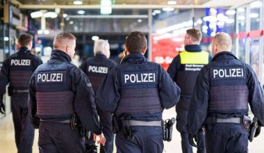 Kontrollen an Hauptbahnhöfen in Bremen und Hannover | Niedersachsen