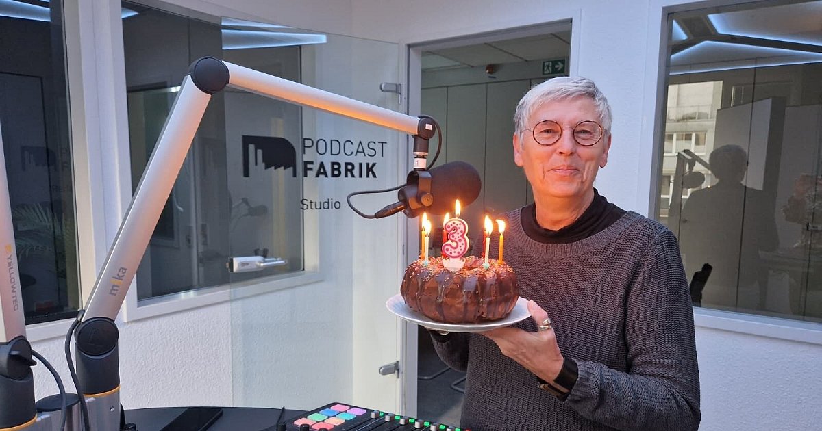 Jetzt noch Tickets für die „OstwestFälle“ im Spiegelzelt in Bielefeld gewinnen