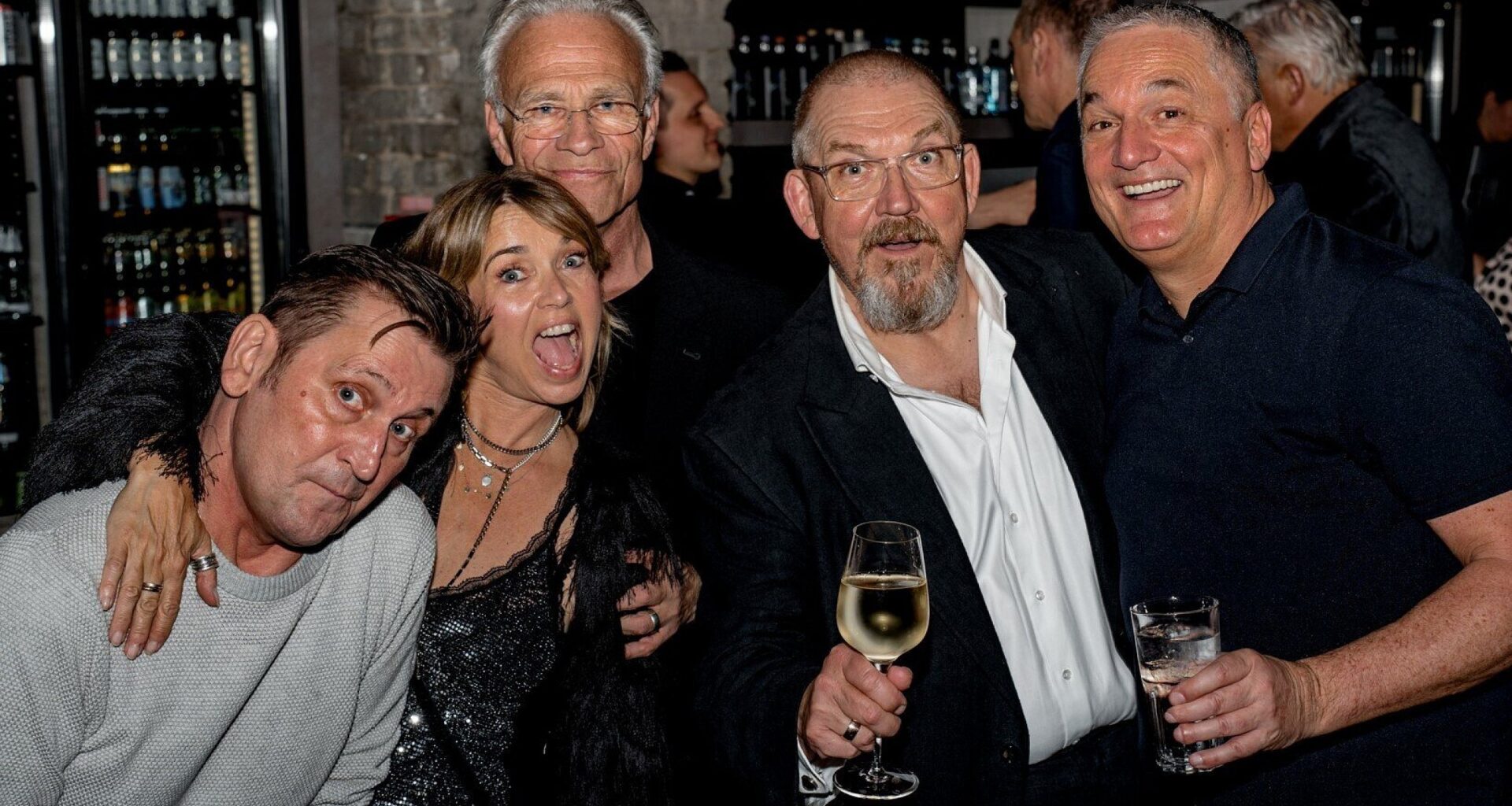 Beliebte Tatort-Kommissare unterstützen Steinhagener Verein mit Herz | Haller Kreisblatt