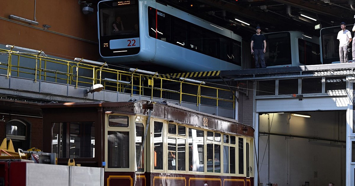 Silbermünze zur Schwebebahn noch in der Schwebe | NRW