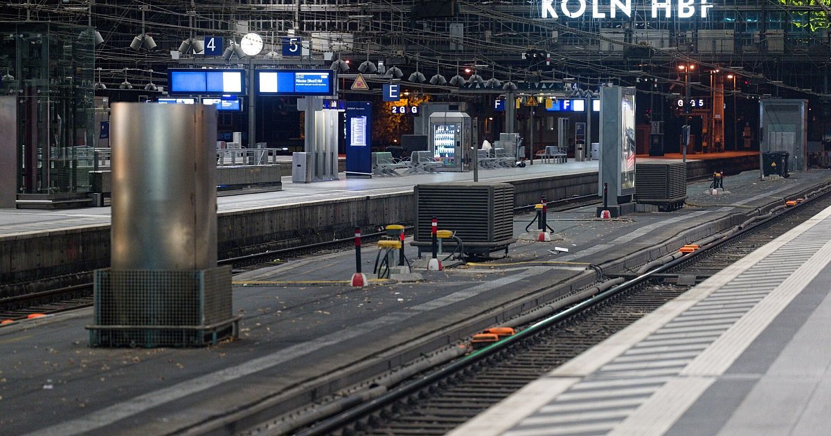 Nach Sperrung bald wieder normaler Bahn-Betrieb in Köln | Wirtschaft Überblick
