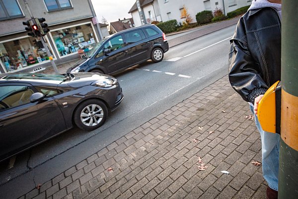 Die Autos kommen häufig nicht rechtzeitig zum Stehen. - © Mike-Dennis Mueller/www.mdm.photo