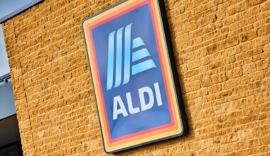 Aldi ersetzt Plastik durch Papier bei Sauerteigbroten: Das Aldi Logo.