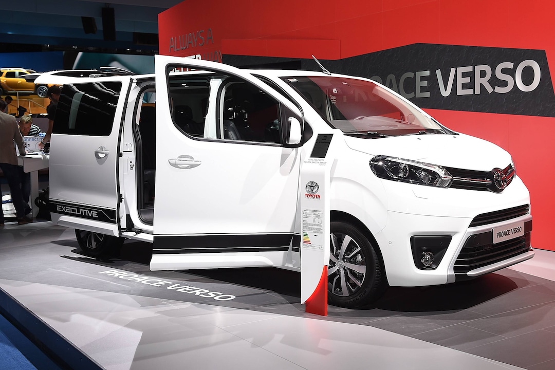 Toyota muss Proace-Verso-Fahrzeuge zurückrufen.