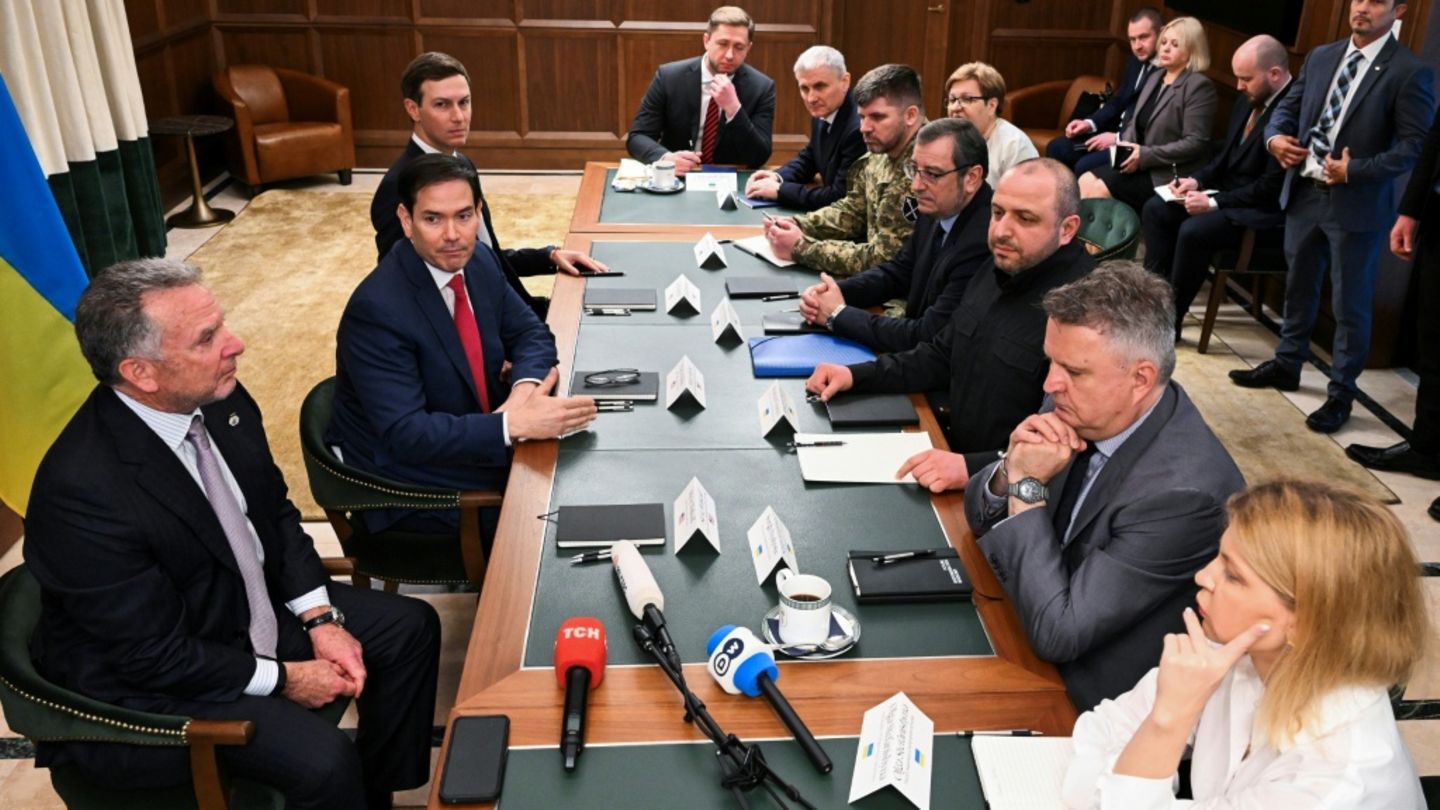 Witkoff (l), Rubio und Kushner mit Ukraine-Delegation