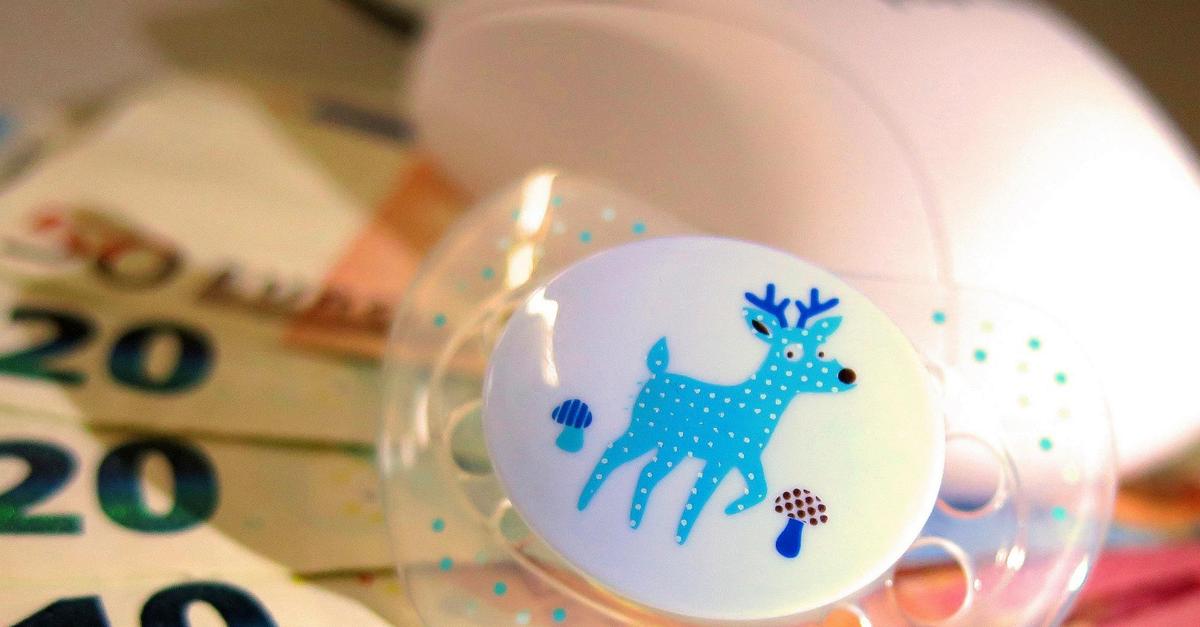 Initiative im Bundesrat: Rheinland-Pfalz will Elterngeld erhöhen