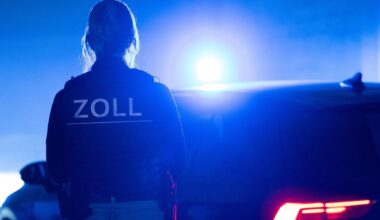 Uhr im Wert von 180.000 Euro nach Stuttgart geschmuggelt - Nachrichten aus Stuttgart