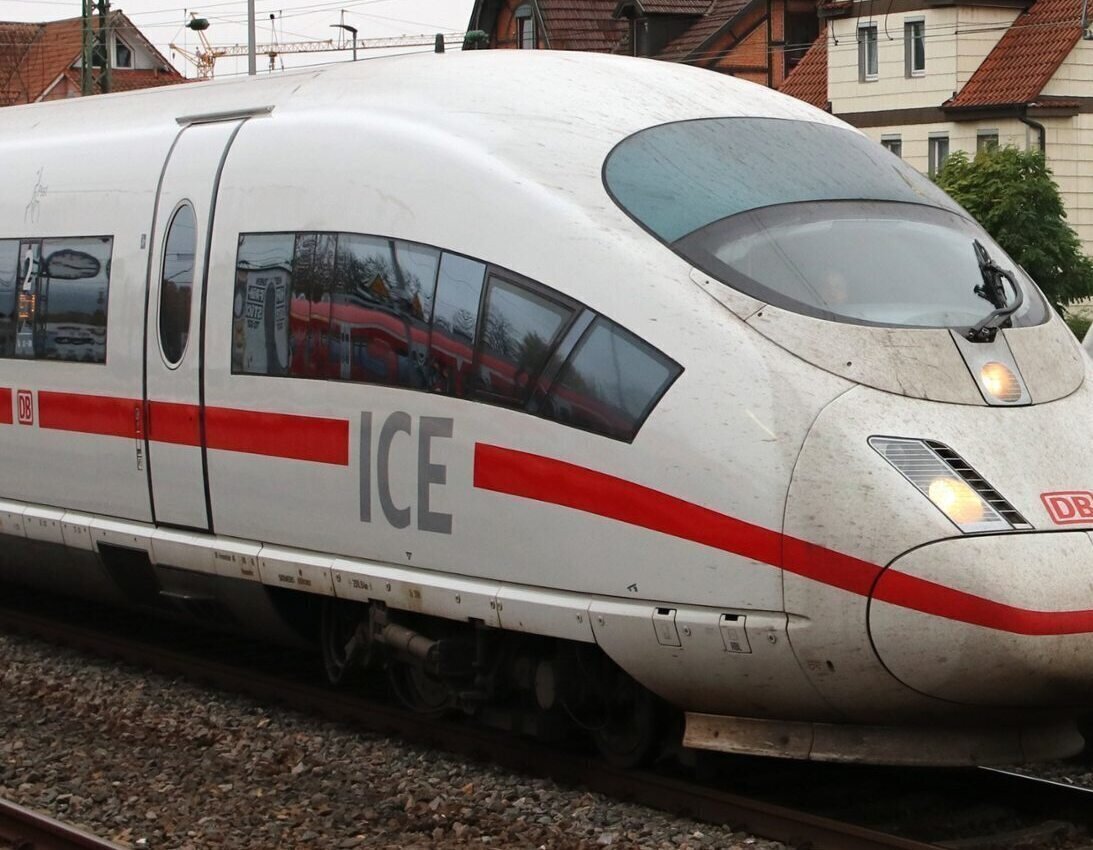 Überraschend Neues vom ungeliebten ICE-Sprinter Stuttgart-Berlin - Nachrichten aus dem Rems-Murr-Kreis