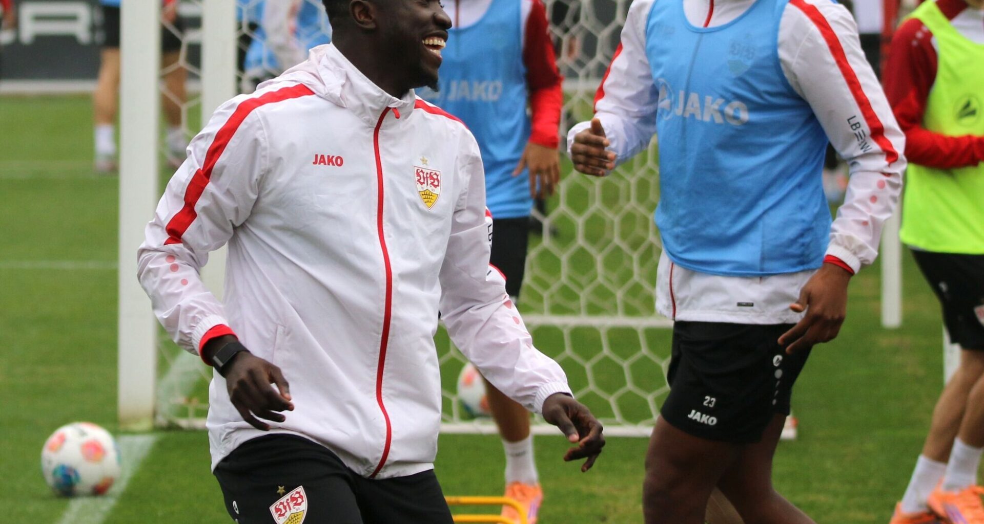 VfB-Stürmer Silas derzeit außen vor: Gesund, motiviert – aber ohne Perspektive - News über den VfB Stuttgart