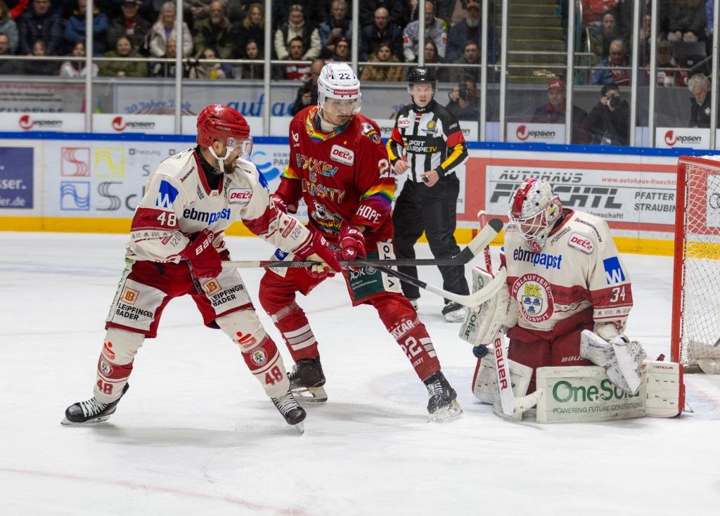 Eisbären verpassen Derby-Coup – Landshut eiskalt beim 4:2-Erfolg in Regensburg