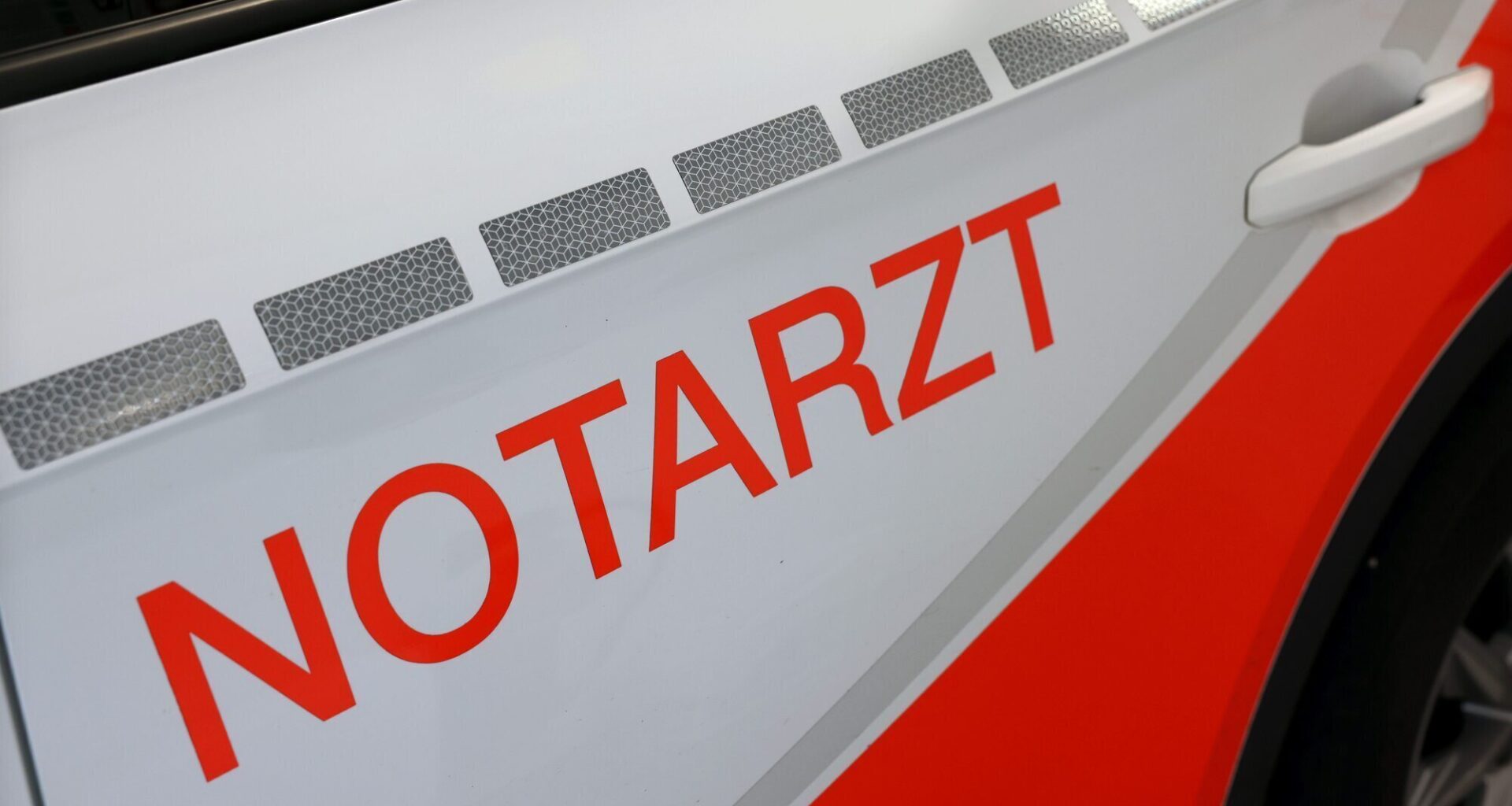 Stuttgart: Mann verletzt sich beim Entladen eines Sattelzuganhängers schwer - Nachrichten aus Stuttgart