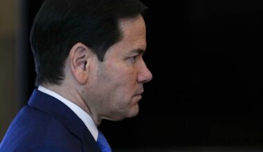 Am Samstag berichteten zwei US-Senatoren unter Berufung auf ein Telefonat mit dem auf dem Foto zu sehenden Außenminister Rubio, dass der Friedensplan nicht von den Vereinigten Staaten ausgearbeitet worden sei.