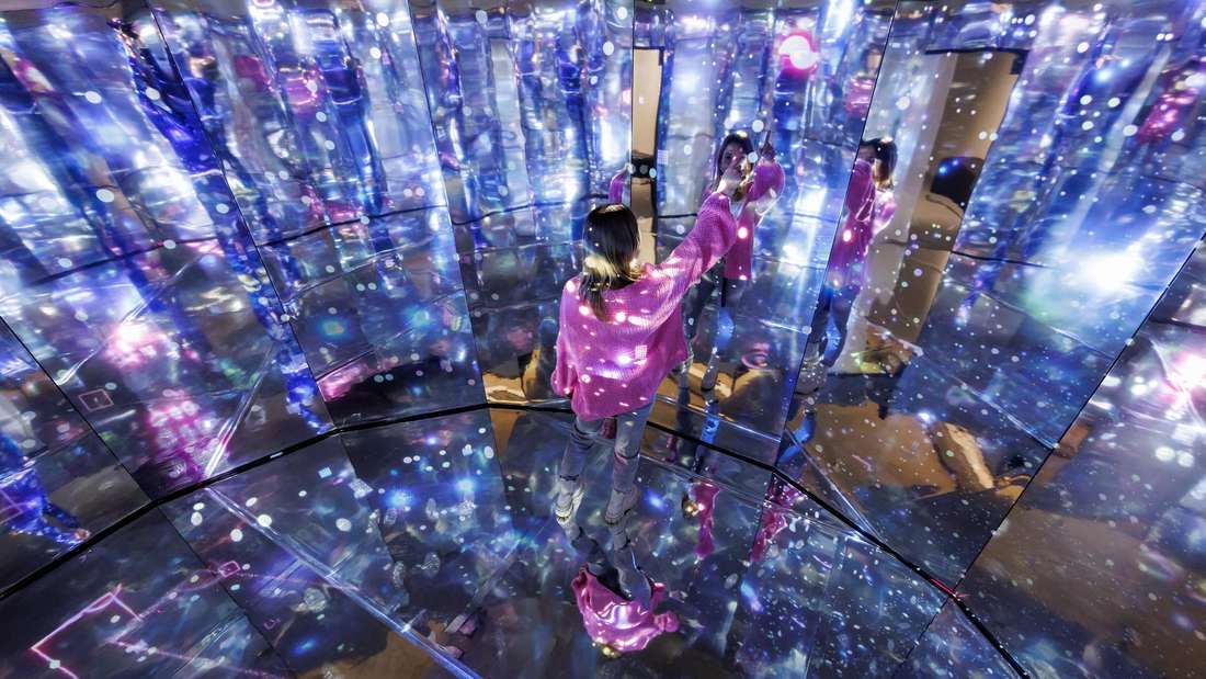 Das Zukunftsmuseum in Nürnberg lädt seine Besucher ein, modernste Technik hautnah zu erleben – oder auf ganz neue Arten kennenzulernen.