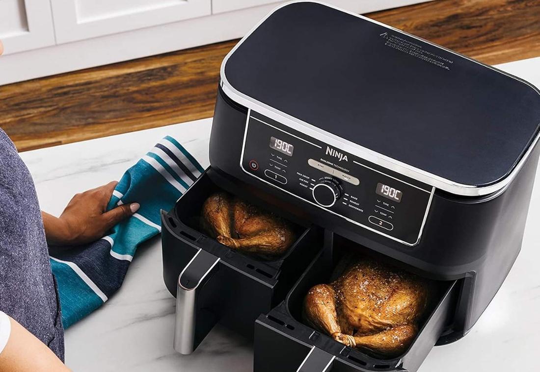 Die Ninja Foodi MAX Dual Zone Heißluftfritteuse