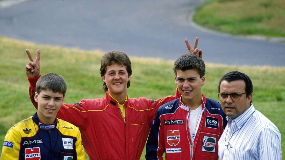 Michael Schumacher 2 v li macht Scherze mit der befreundeten Familie Piedade v li Guido Marc