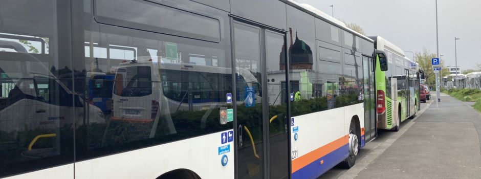 Junge in Wiesbadener Bus von Jugend-Gang angegriffen