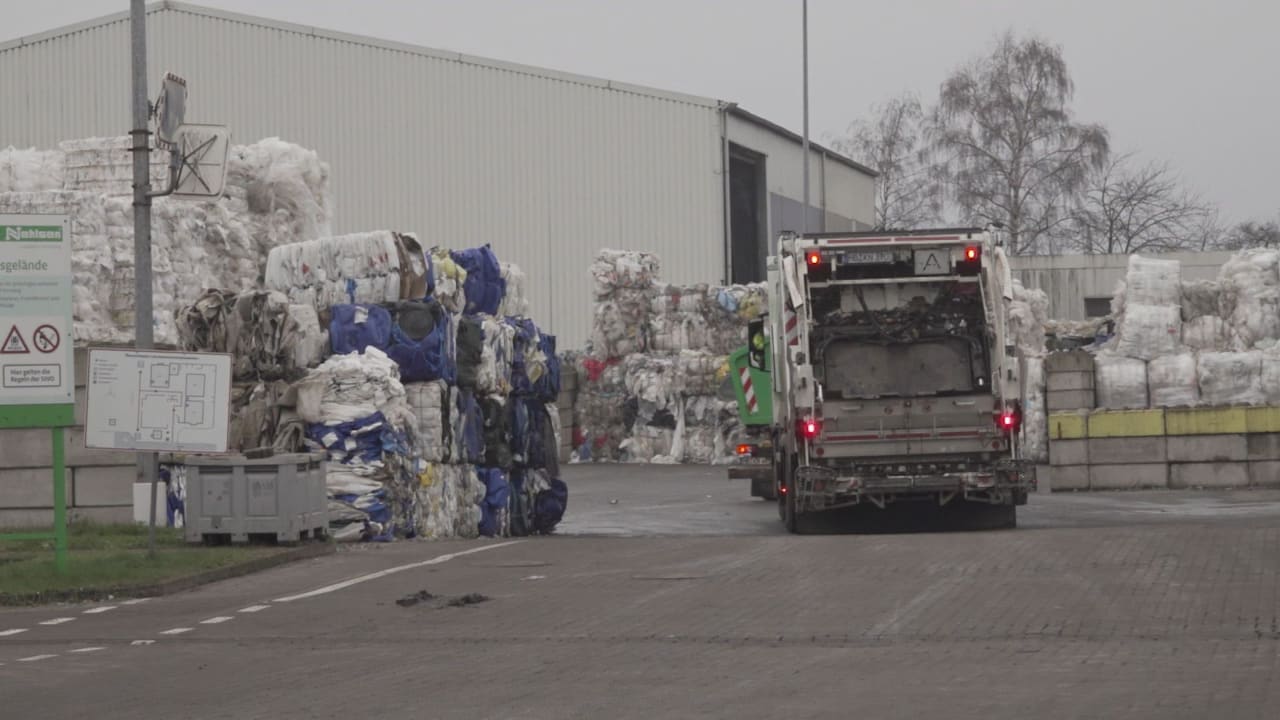 In Bremen: Totes Baby im Müll entdeckt | Regional
