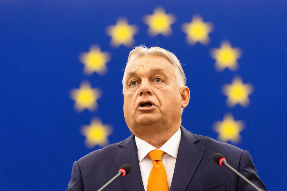Viktor Orbán hält eine Rede im Plenarsaal des Europäischen Parlaments. 
