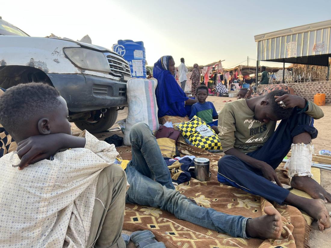Wegen des Kriegs im Sudan sind Tausende Menschen auf der Flucht. Die RSF-Miliz soll in Al-Faschir ein Massaker verübt haben. (Archivbild)