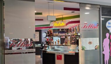 Fellini Eiscafé und Restaurant im Charlottencenter schließt nach 17 Jahren – Du bist Halle